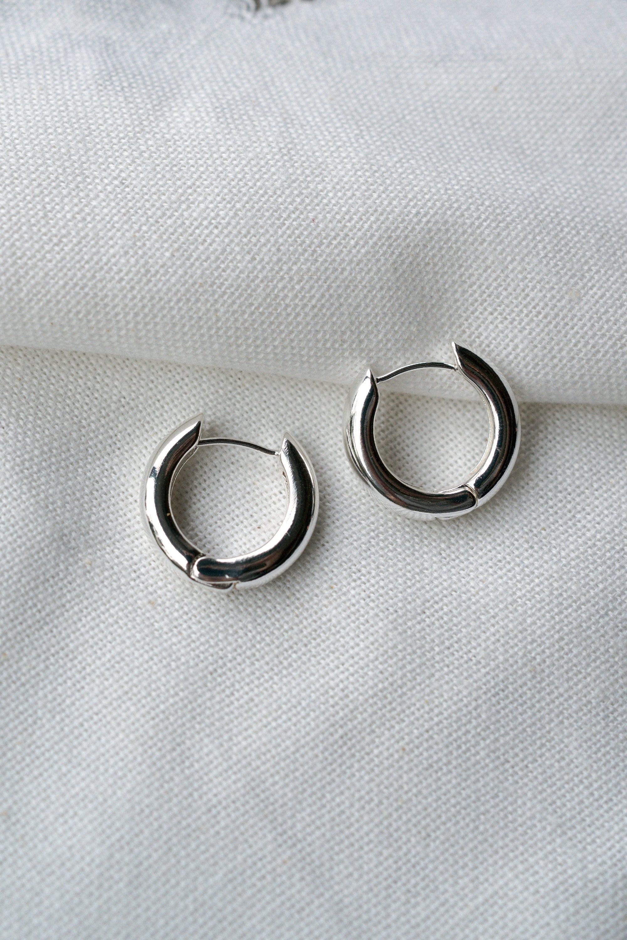 Esmay Chunky Hoop Silver Hoops