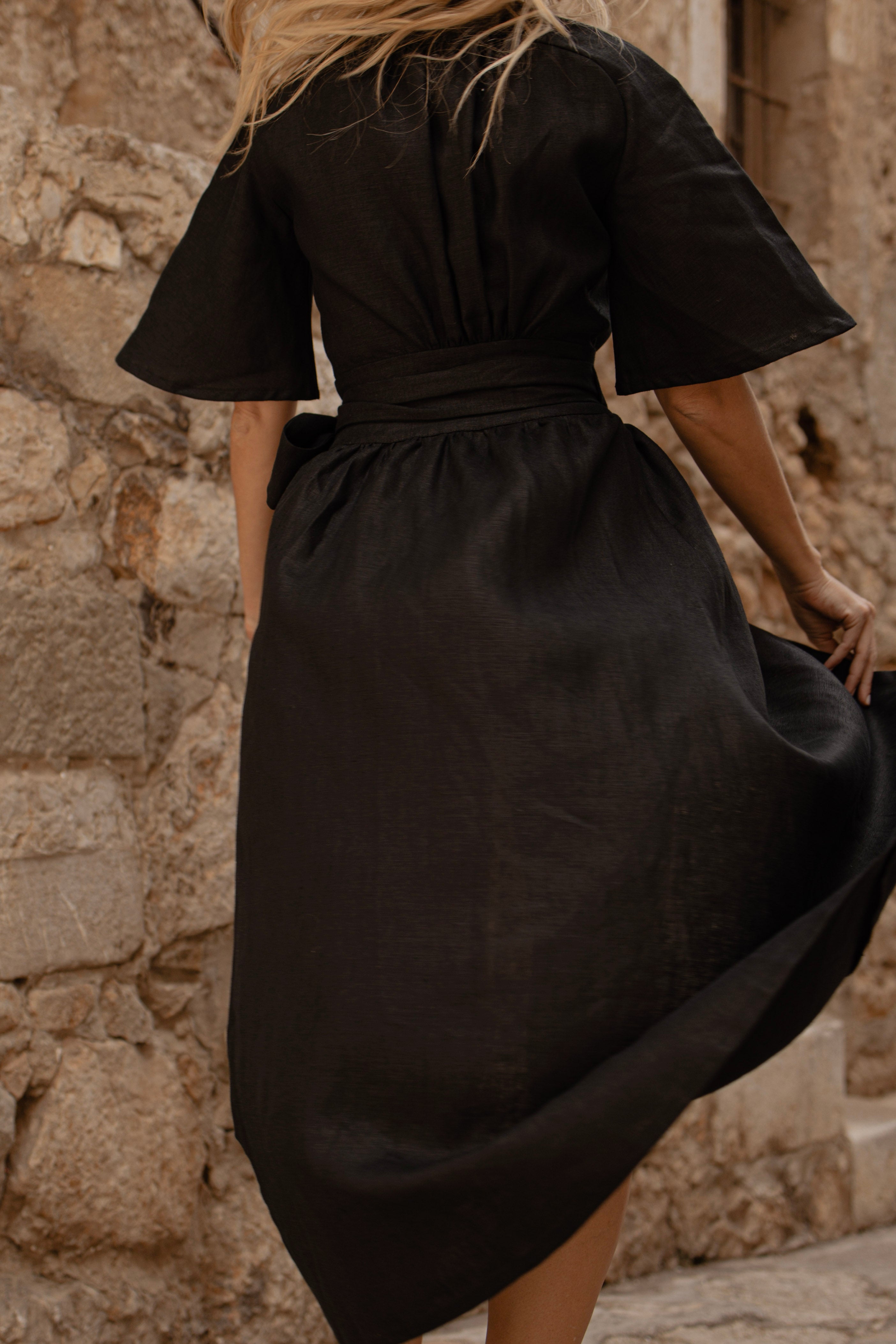 Dahlia Midi Dress Noir
